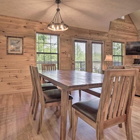 Rustic Pigeon Forge Home With Private Hot Tub! Buitenkant foto