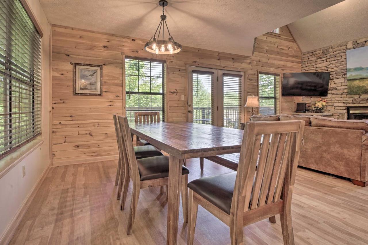 Rustic Pigeon Forge Home With Private Hot Tub! Buitenkant foto