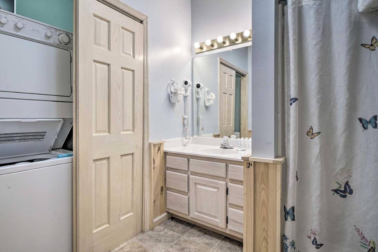 Rustic Pigeon Forge Home With Private Hot Tub! Buitenkant foto