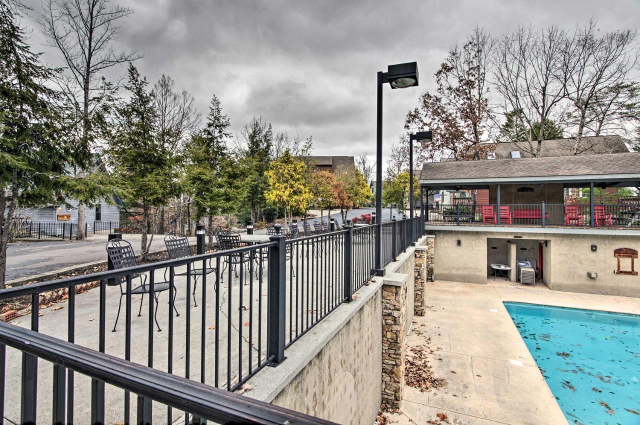 Rustic Pigeon Forge Home With Private Hot Tub! Buitenkant foto